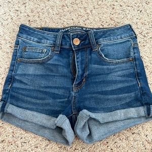American Eagle shorts!!